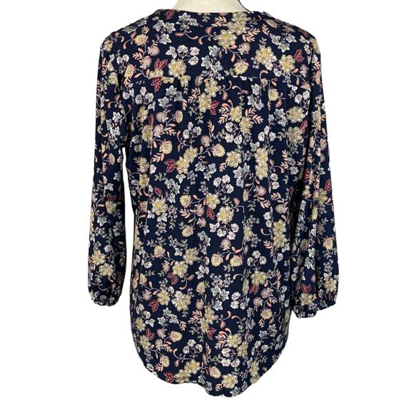 Two by Vince Camuto Medium Top Floral Hi-Low Hem 3/4 Sleeve Stretch V-Neck Multi - Picture 5 of 9